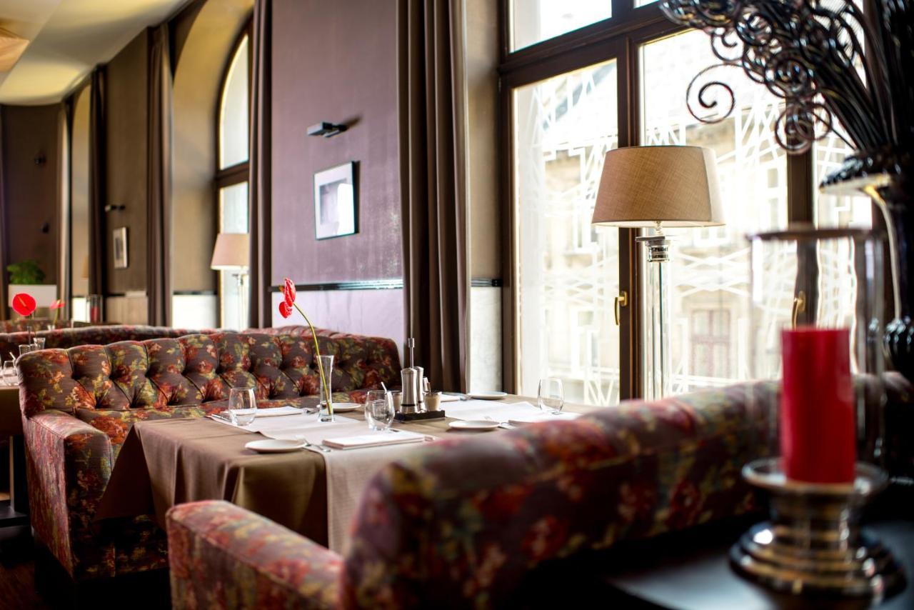 Astoria Hotel 4*