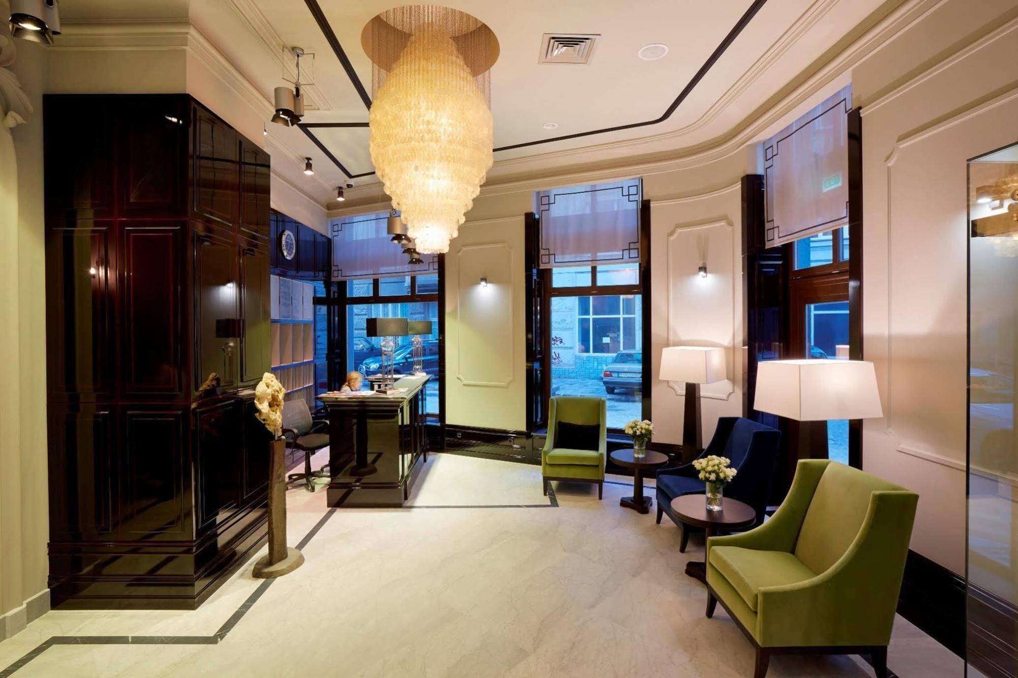 Astoria Hotel